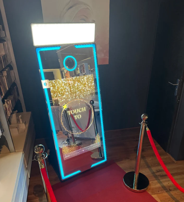 Mirror photobooth huren